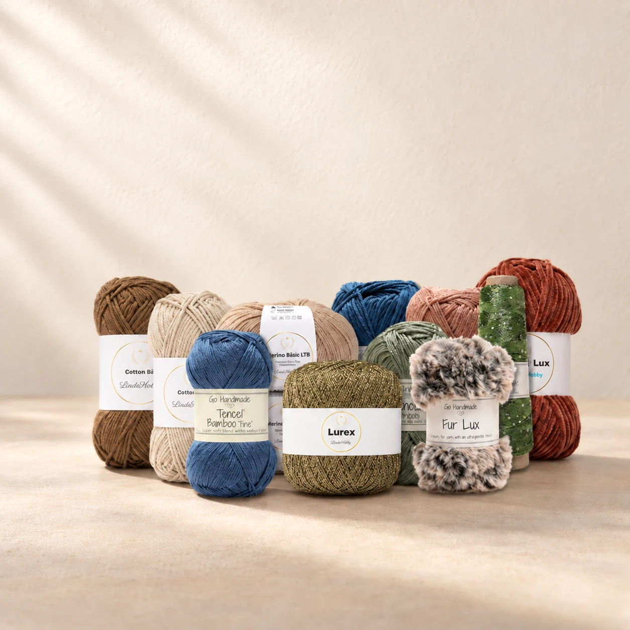 Garens in verschillende kleuren en texturen