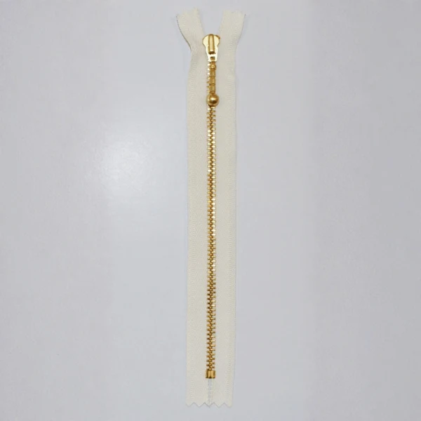 YKK Fermeture Éclair, Laiton, 4 mm 841 Écru