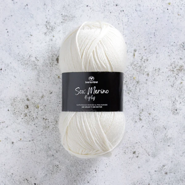 Svarta Fåret Sox Merino 4 ply 00 Natuurlijk wit