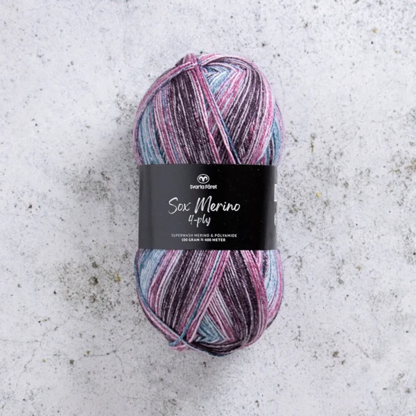 Svarta Fåret Sox Merino 4 ply 15 Magisch realisme