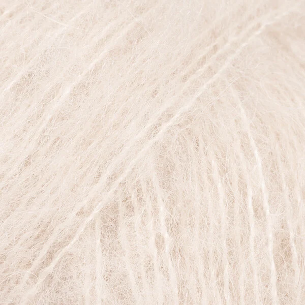 DROPS Brushed Alpaca Silk 40 Massepain (Uni Colour)