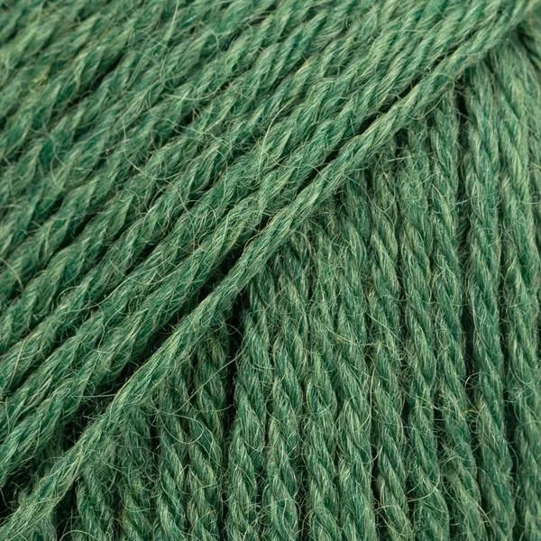 DROPS Nord 19 Bosgroen (donkerder dan afgebeeld) (Uni Colour)