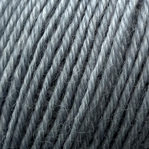 Onion Nettle Sock Yarn 1018 Gris clair