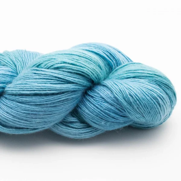 Manos del Uruguay Fino SF433 Folly