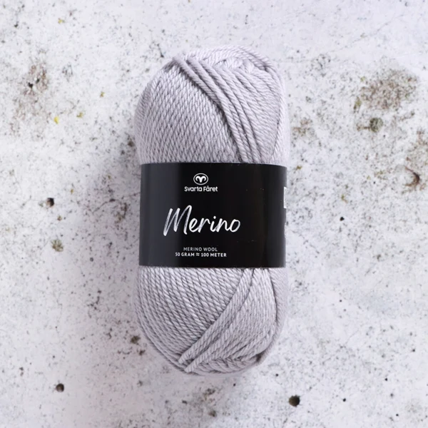 Svarta Fåret Merino 02 Gigaoctet gris