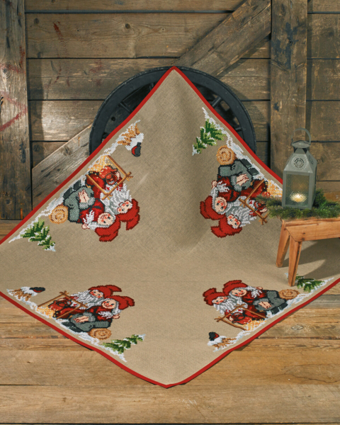 Kit de broderie Mère Noël et Père Noël 123 x 123 cm