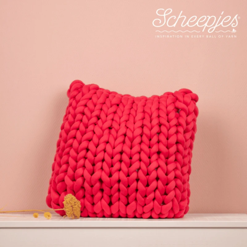 13738 Housse de Coussin Tricotée by Scheepjes Design