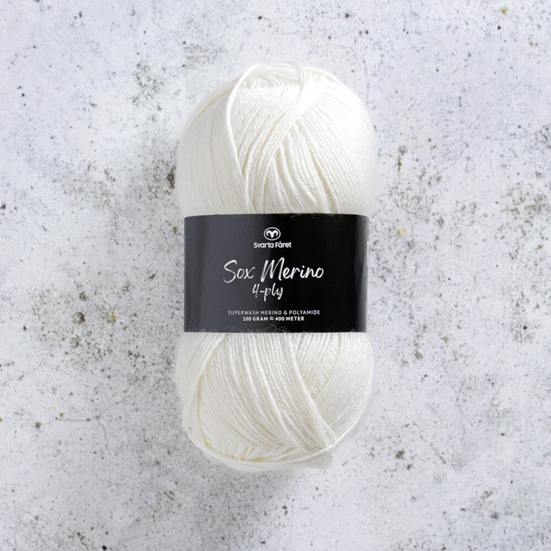 Svarta Fåret Sox Merino 4 ply 00 Natuurlijk wit