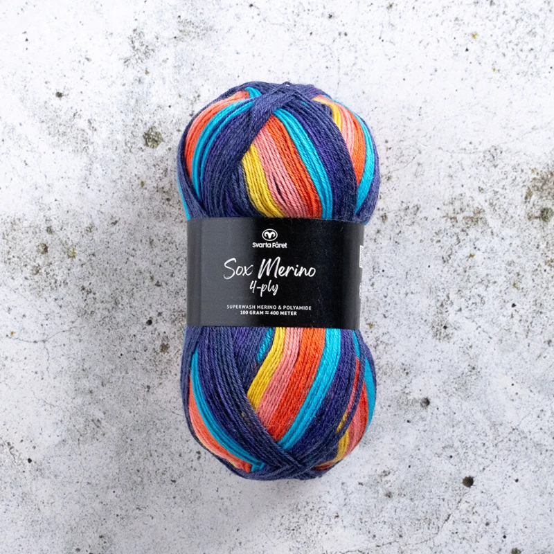 Svarta Fåret Sox Merino 4 ply 22 Blauwe heiligen