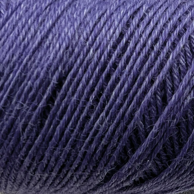 Onion Nettle Sock Yarn 1031 Violet lavande