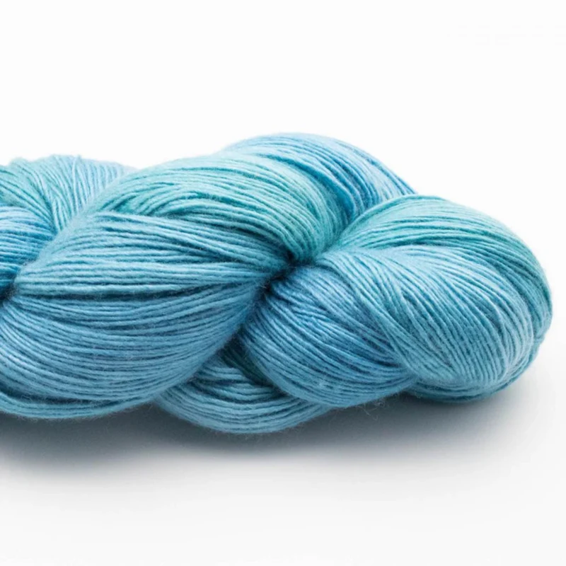 Manos del Uruguay Fino SF433 Folly