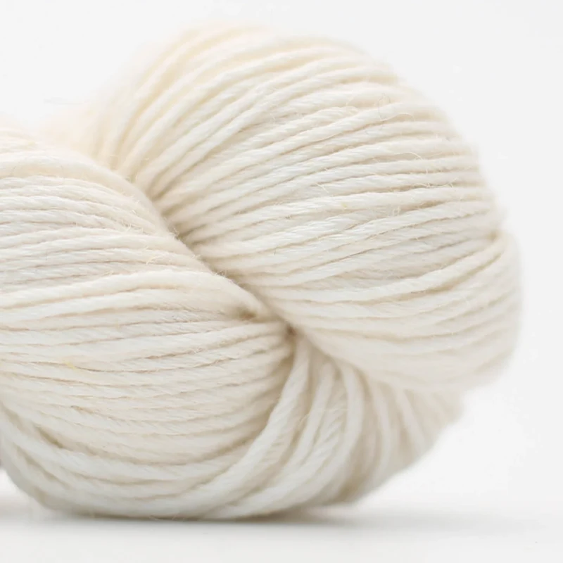 Erika Knight Studio Linen Eco 400 Milk