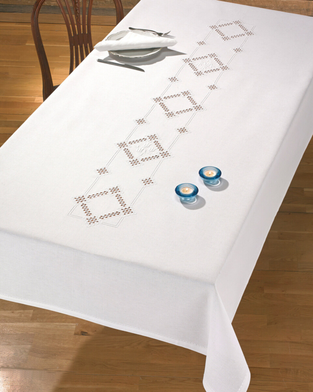 Kit de broderie Hardanger nappe 140 x 230 cm
