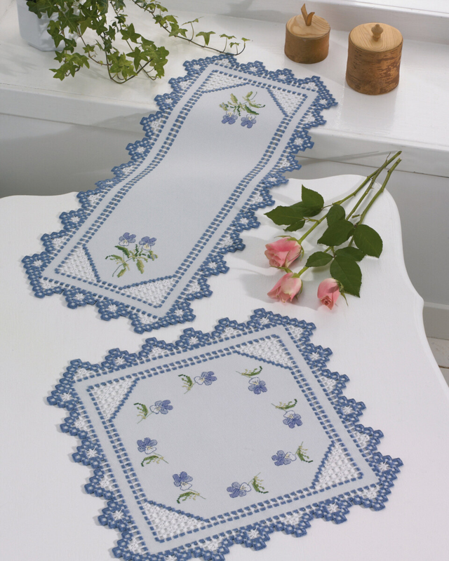 Kit de broderie Hardanger violette bleue 28 x 68 cm