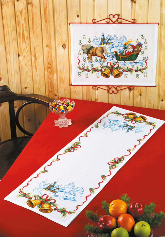 Kit de broderie Cloches/église 35x101cm