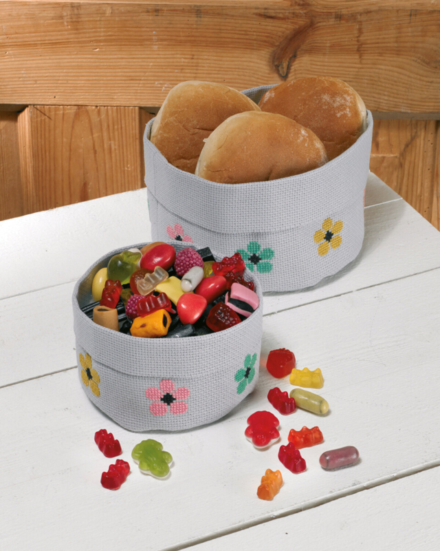 Kit de broderie Grand panier avec fleurs 17 Ø