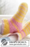 265-33 Candy Pop Slippers by DROPS Design