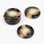 DROPS Imitation Corne (Mocha), Bouton, 23 mm (No. 713)