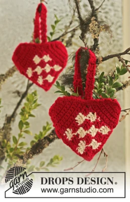 0-527 Coeur de Noël au Crochet avec Motif