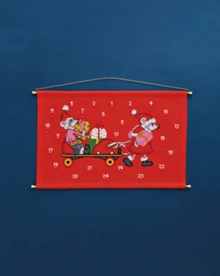 Kit de broderie Souris en patin à roulettes 46 x 30 cm B5205/46