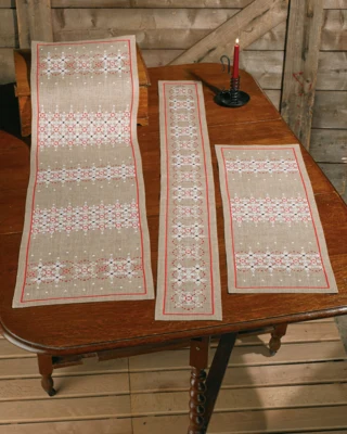 Borduurpakket Randen op linnen 36 x 123 cm